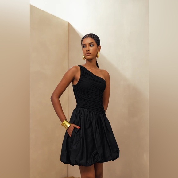 Elexiay Lagos Asymmetric One-Shoulder Mixed Media Dress ✨🔥🔥SZ M - Picture 1 of 11